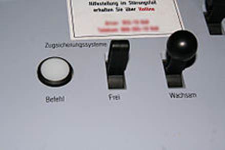 http://upload.wikimedia.org/wikipedia/commons/thumb/9/94/PZB-Einrichtung_ICE-T.jpg/220px-PZB-Einrichtung_ICE-T.jpg
