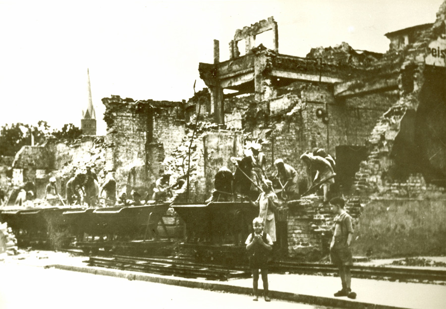 Frankfurter Tr&uuml;mmerbahn